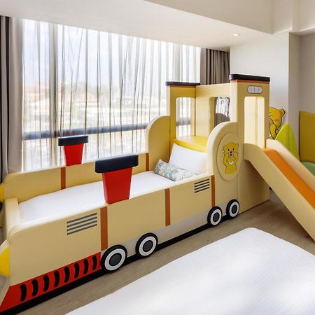 Hsin Hotel Цзяї Екстер'єр фото Family room