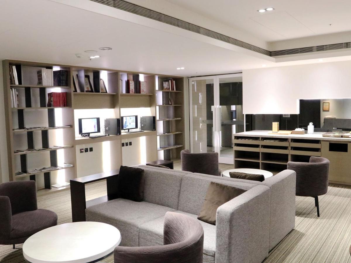 Hsin Hotel Цзяї Екстер'єр фото The lounge at the airport