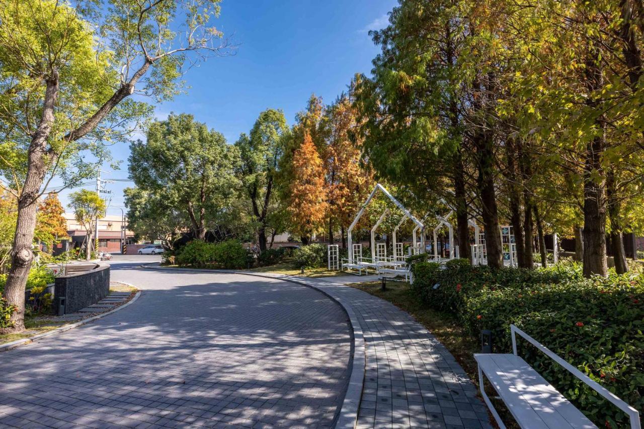 Hsin Hotel Цзяї Екстер'єр фото Botanical garden