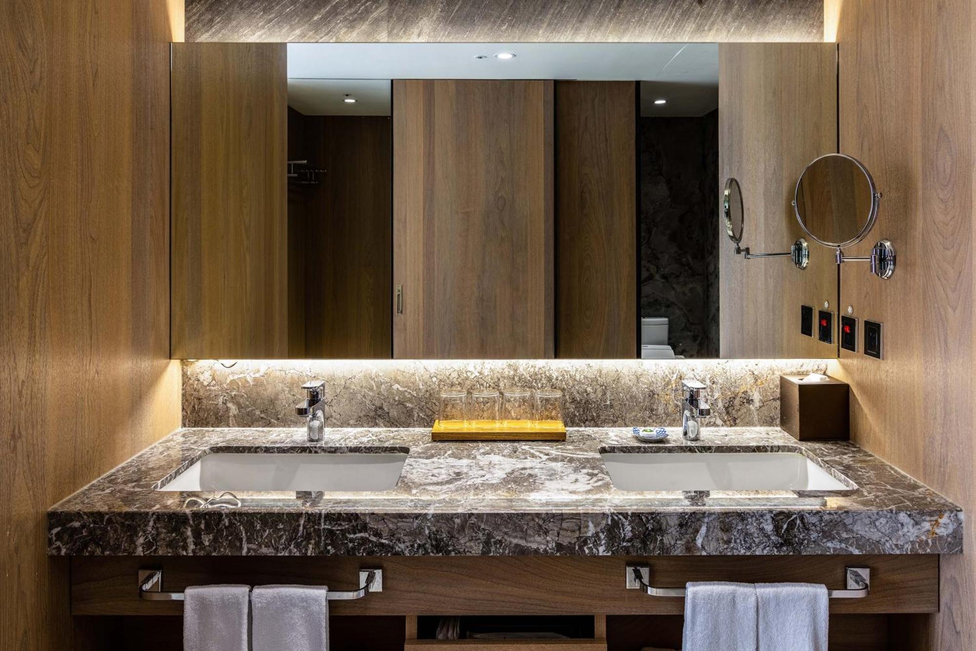 Hsin Hotel Цзяї Екстер'єр фото Bathroom