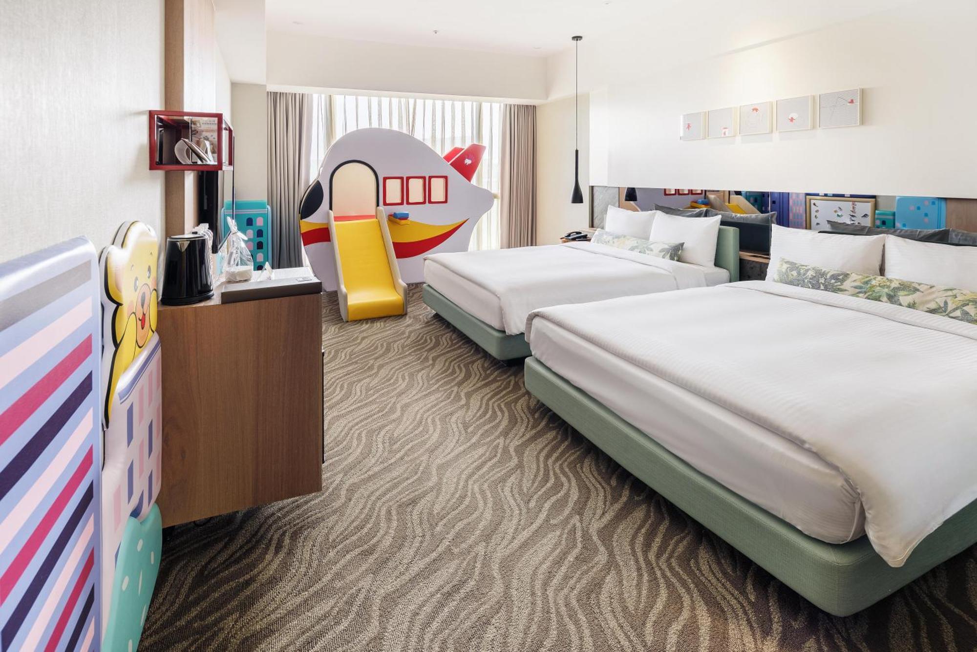 Hsin Hotel Цзяї Екстер'єр фото Family room