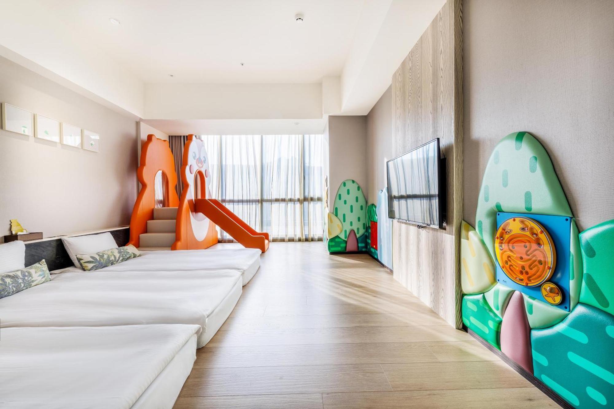 Hsin Hotel Цзяї Екстер'єр фото Family Suite