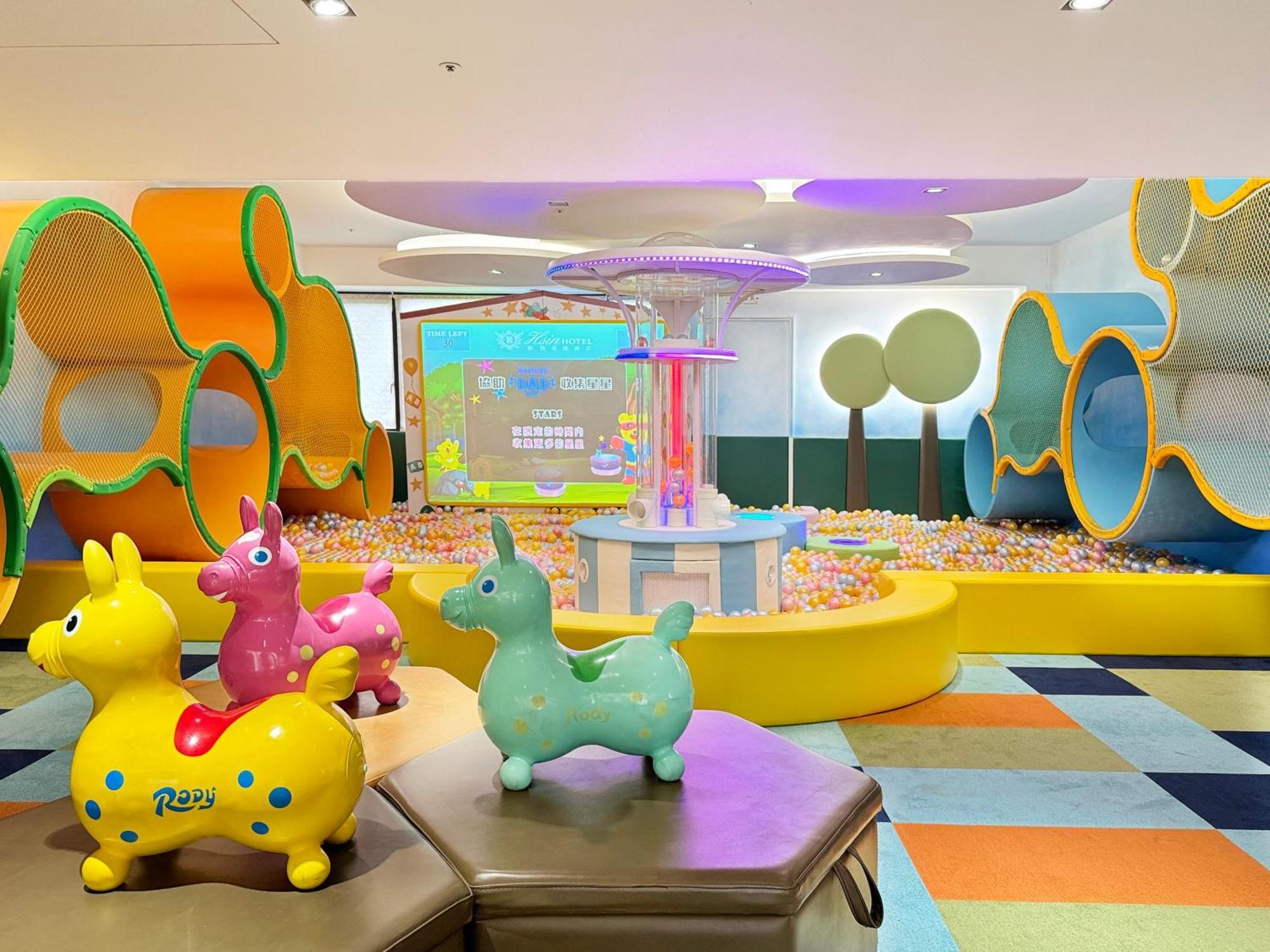 Hsin Hotel Цзяї Екстер'єр фото The Kiddie Playground