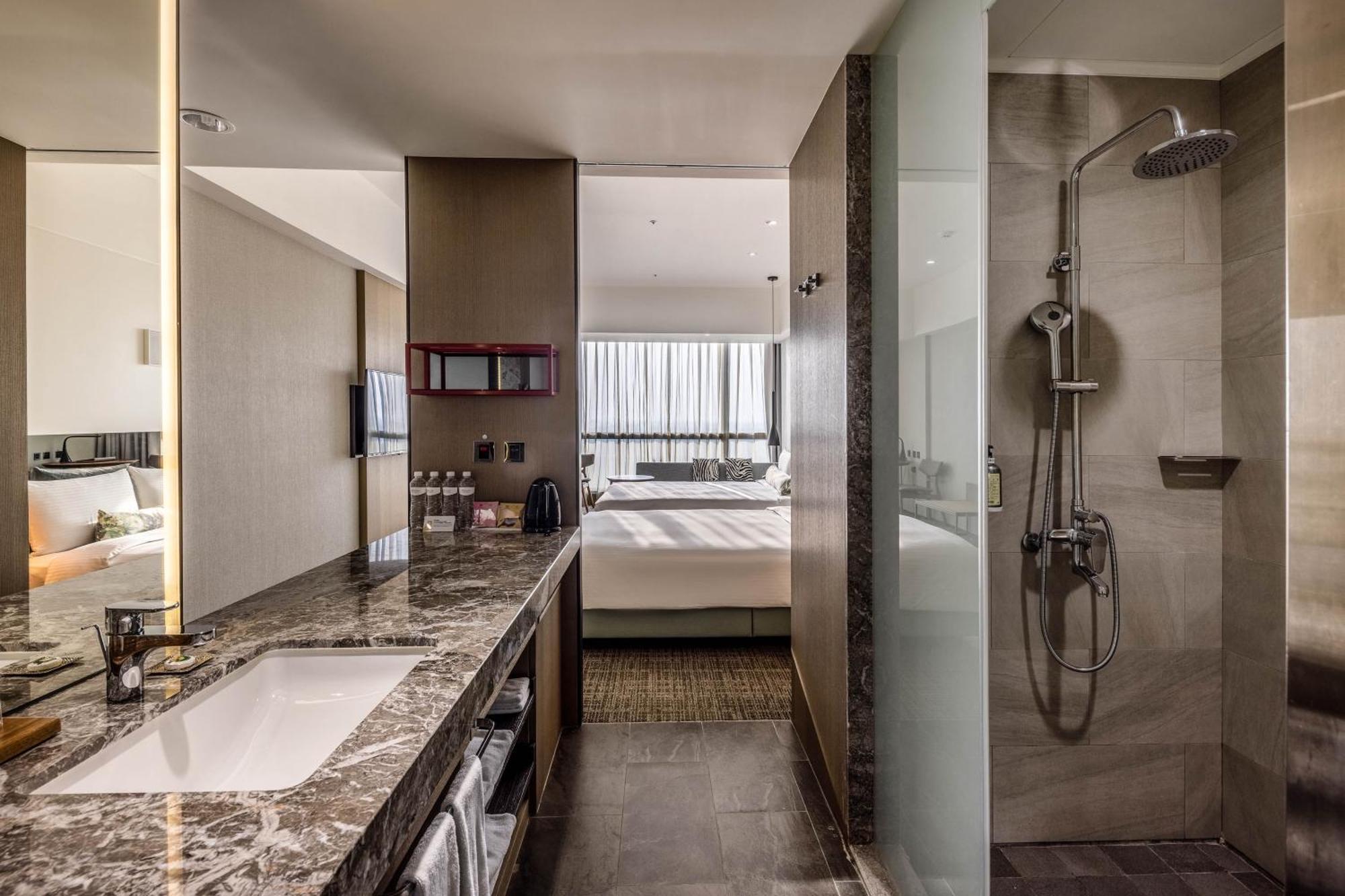 Hsin Hotel Цзяї Номер фото A bathroom at the hotel